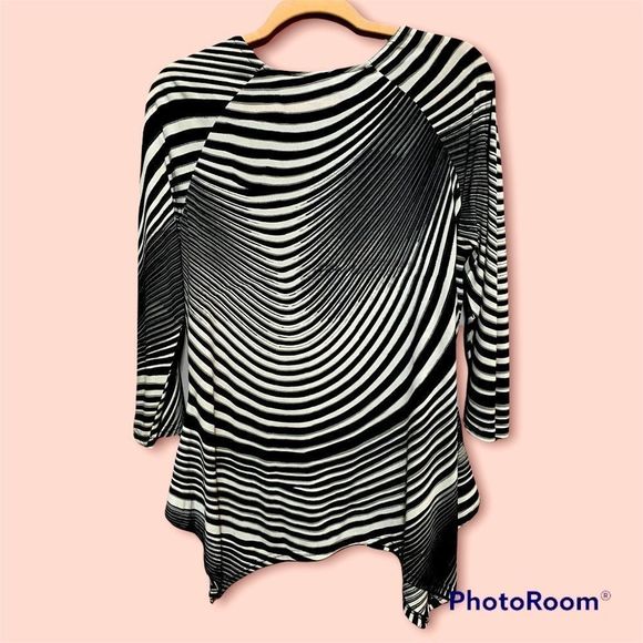 Tunic top - Picture 2 of 2